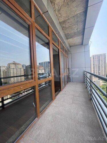 Satılır 4 otaqlı yeni tikili 200 m², 28 May m., photo 18 from 32