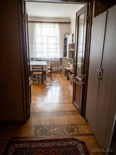 Satılır 2 otaqlı köhnə tikili 75 m², Nizami m., photo 5 from 17