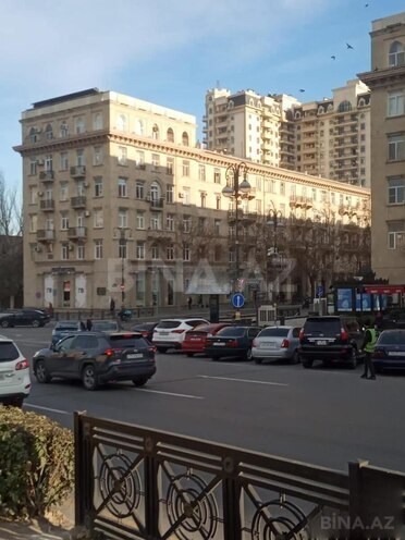 Satılır 2 otaqlı köhnə tikili 75 m², Nizami m., photo 15 from 17
