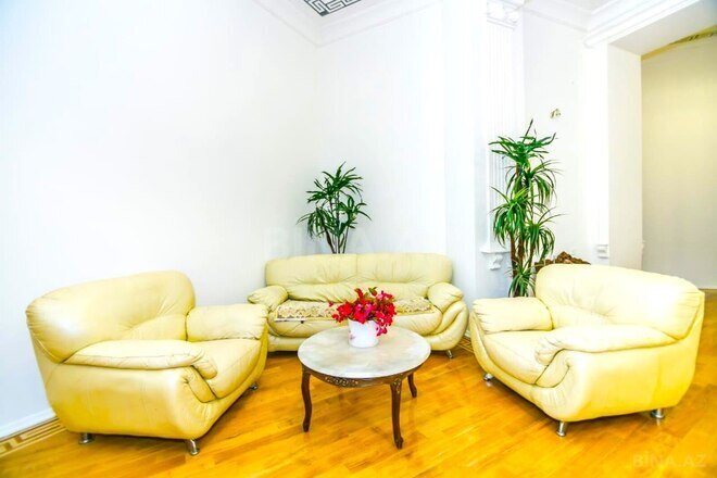 Продается 4-комн. вторичка 130 м², м. Сахил, photo 9 from 14