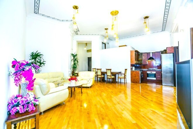 Продается 4-комн. вторичка 130 м², м. Сахил, photo 8 from 14