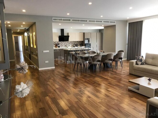 İcarəyə verilir 3 otaqlı yeni tikili 300 m², Səbail r., photo 11 from 13