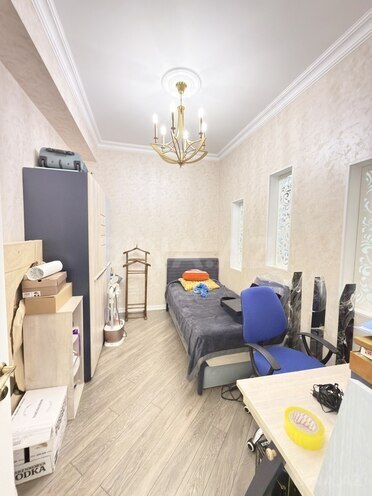 Сдается 4-комн. новостройка 160 м², Насиминский  р., photo 18 from 22