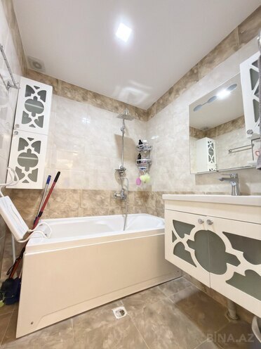 Сдается 4-комн. новостройка 160 м², Насиминский  р., photo 20 from 22