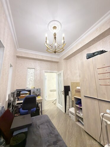 Сдается 4-комн. новостройка 160 м², Насиминский  р., photo 17 from 22