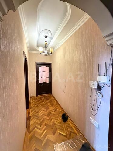 Продается 2-комн. вторичка 70 м², м. Азадлыг проспекти, photo 22 from 24
