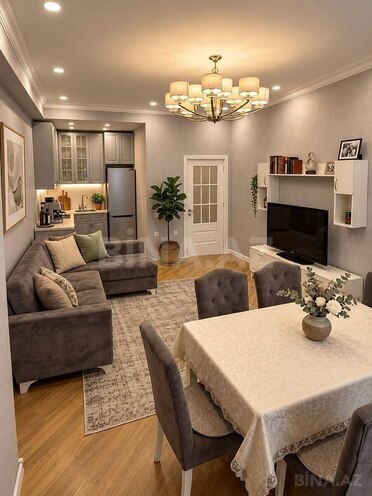 Сдаётся 2-комн. новостройка 50 м², м. 8 ноября, photo 1 from 9