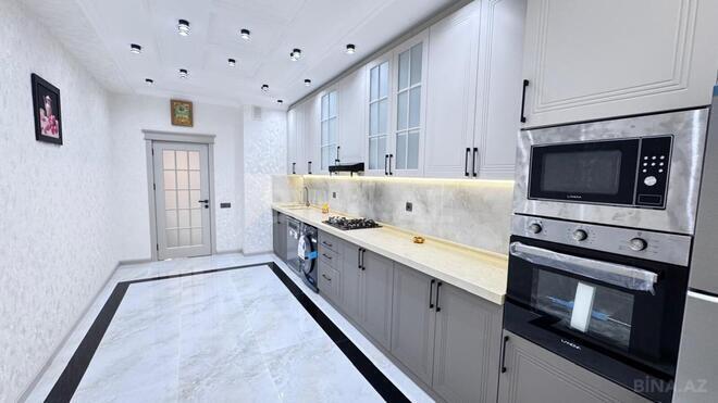 Продаётся 3-комн. новостройка 130 м², м. Кара Караев, photo 24 from 32