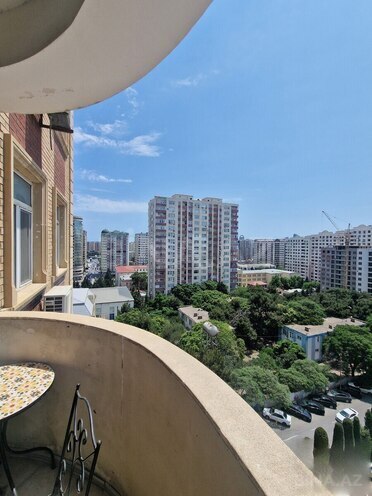 Продаётся 2-комн. новостройка 98 м², м. Гянджлик, photo 9 from 13