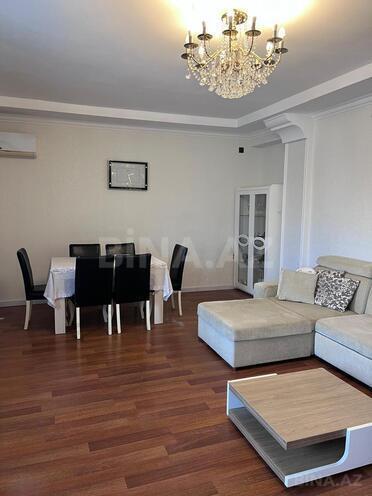 Продаётся 2-комн. новостройка 103 м², м. Ази Асланов, photo 1 from 14