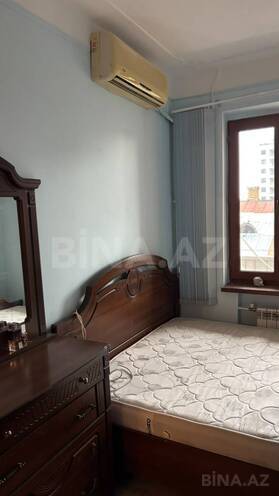 Satılır 3 otaqlı köhnə tikili 70 m², Bayıl q., photo 6 from 20