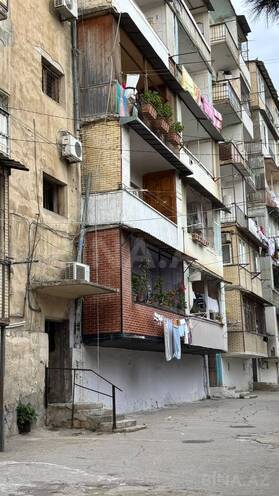 Satılır 3 otaqlı köhnə tikili 70 m², Bayıl q., photo 19 from 20
