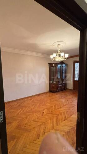 Satılır 3 otaqlı köhnə tikili 70 m², Bayıl q., photo 1 from 20