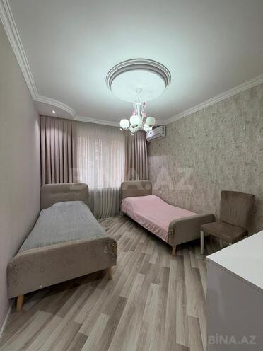 Продаётся 3-комн. вторичка 80 м², Хатаинский р., photo 14 from 23
