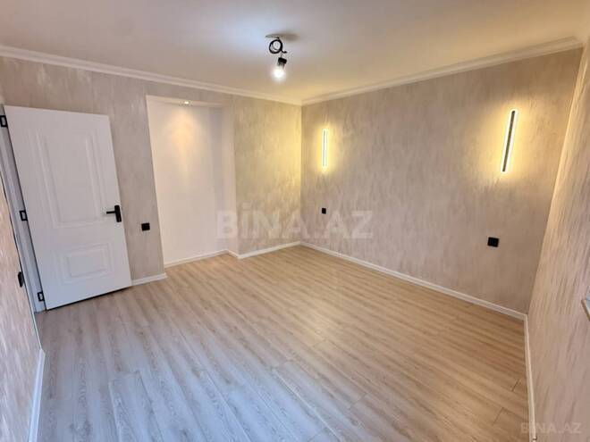Satılır 2 otaqlı köhnə tikili 50 m², İnşaatçılar m., photo 3 from 13