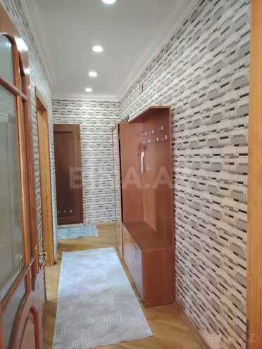 Satılır 2 otaqlı köhnə tikili 70 m², 8-ci mikrorayon q., photo 6 from 12