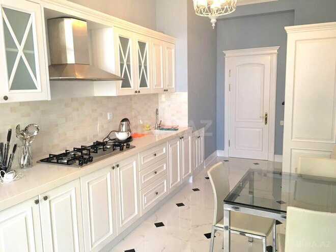 İcarəyə verilir 3 otaqlı yeni tikili 170 m², 28 May m., photo 6 from 18