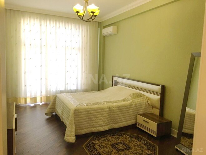 İcarəyə verilir 3 otaqlı yeni tikili 170 m², 28 May m., photo 16 from 18