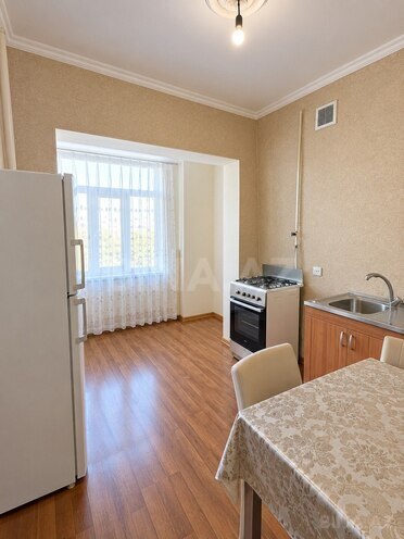 Satılır 3 otaqlı köhnə tikili 80 m², Köhnə Günəşli q., photo 8 from 11