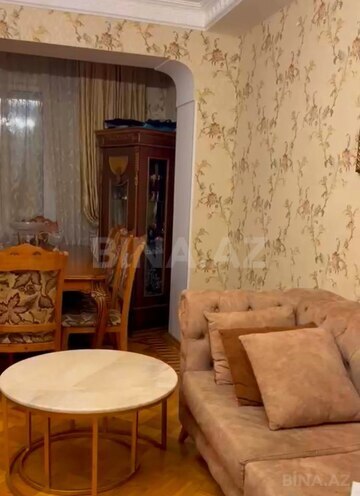 Продается 3-комн. вторичка 77 м², м. Элмляр Академиясы, photo 3 from 9
