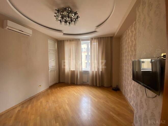 Satılır 4 otaqlı yeni tikili 220 m², 28 May m., photo 11 from 26