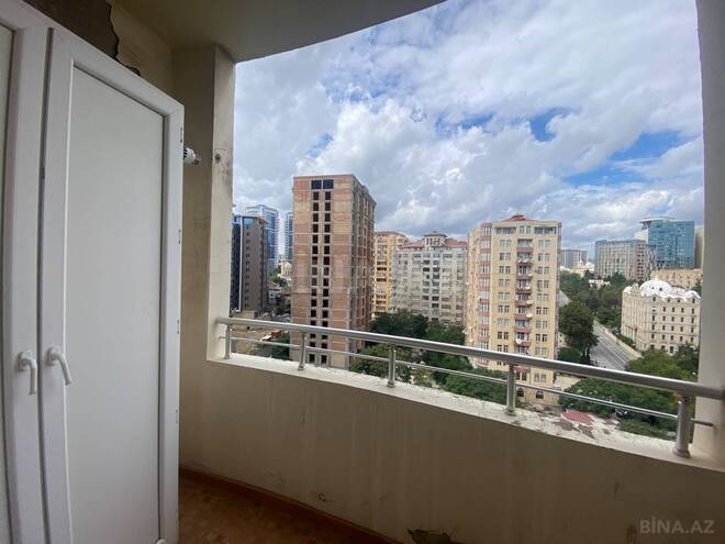 Satılır 4 otaqlı yeni tikili 220 m², 28 May m., photo 22 from 26