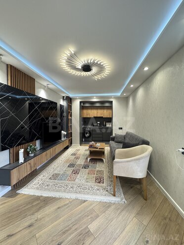 Продаётся 3-комн. вторичка 65 м², м. Ази Асланов, photo 7 from 18