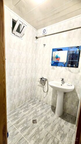 Сдаётся 2-комн. вторичка 60 м², м. Мемар Аджеми, photo 11 from 13