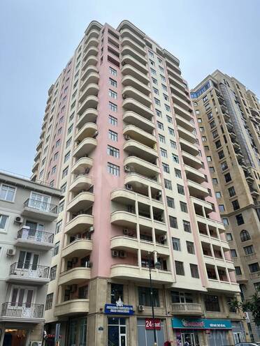 Satılır 4 otaqlı yeni tikili 180 m², Sahil m., photo 3 from 15