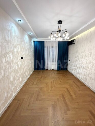 Satılır 4 otaqlı köhnə tikili 110 m², Xalqlar Dostluğu m., photo 1 from 17