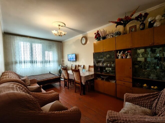 Satılır 5 otaqlı köhnə tikili 150 m², photo 1 from 14