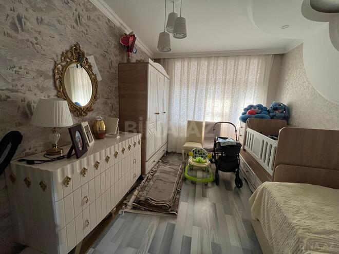 Продается 3-комн. вторичка 75 м², Хатаинский р., photo 5 from 19
