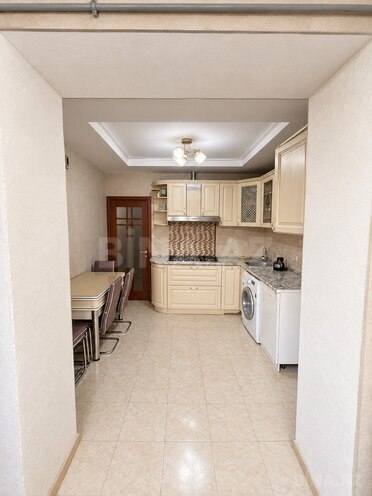 Продаётся 3-комн. вторичка 90 м², м. Ази Асланов, photo 7 from 13