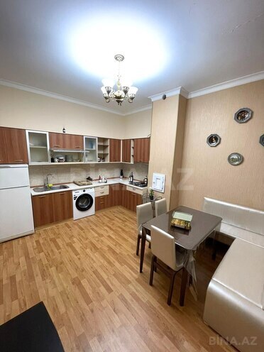 Сдаётся 1-комн. новостройка 60 м², м. Низами, photo 1 from 11