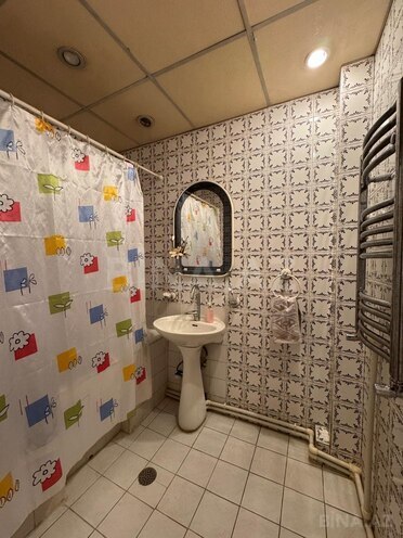 Satılır 3 otaqlı köhnə tikili 70 m², Nizami m., photo 12 from 14