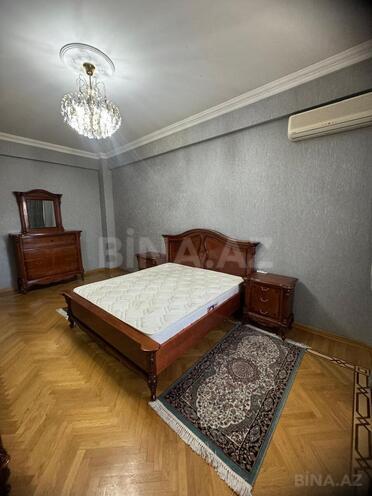 İcarəyə verilir 3 otaqlı yeni tikili 130 m², İnşaatçılar m., photo 4 from 25