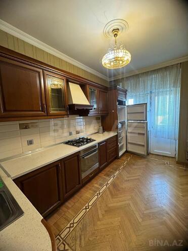 İcarəyə verilir 3 otaqlı yeni tikili 130 m², İnşaatçılar m., photo 20 from 25