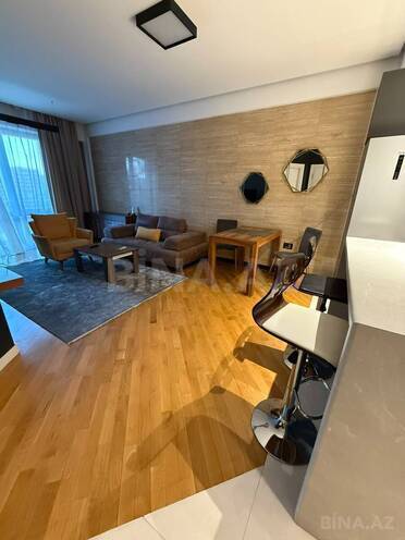 Сдается 2-комн. новостройка 72 м², м. Низами, photo 3 from 9