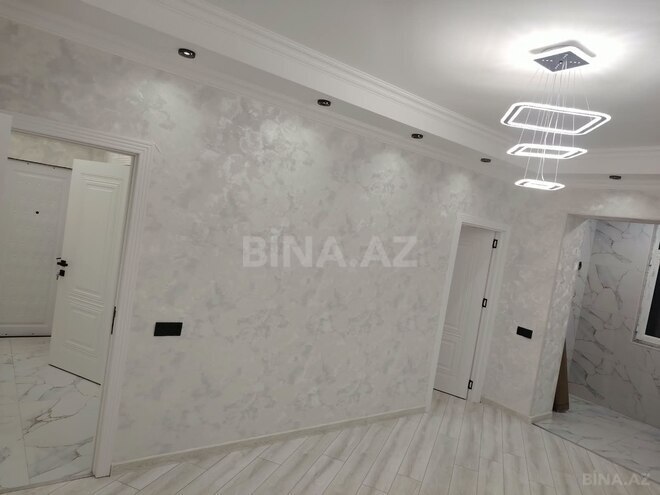 Продается 2-комн. вторичка 42 м², м. Халглар Достлугу, photo 3 from 11