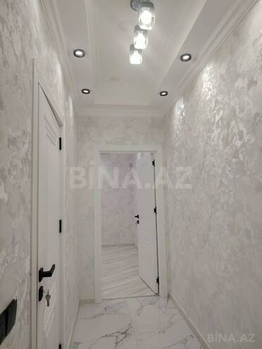 Продается 2-комн. вторичка 42 м², м. Халглар Достлугу, photo 7 from 11