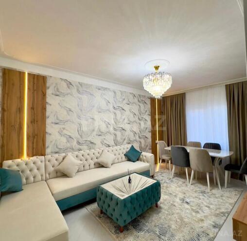 Продается 2-комн. вторичка 52 м², м. Мемар Аджеми, photo 1 from 6