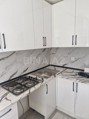 Satılır 2 otaqlı köhnə tikili 55 m², Qara Qarayev m., photo 12 from 19
