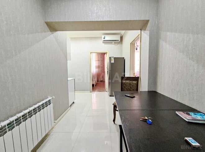 Сдается 2-комн. новостройка 65 м², м. Кара Караев, photo 4 from 10