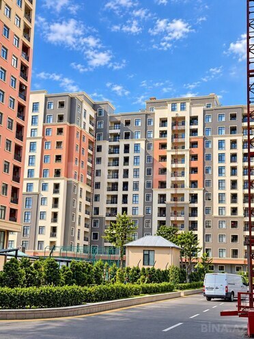 Сдается 2-комн. новостройка 68 м², м. Кара Караев, photo 1 from 15