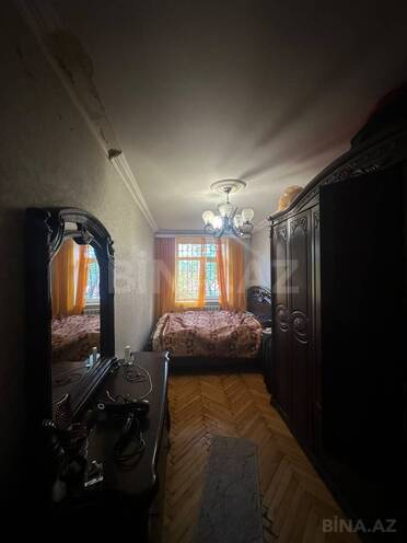 Продается 2-комн. вторичка 50 м², м. Нефтчиляр, photo 4 from 10