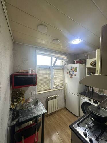 Продается 2-комн. вторичка 50 м², м. Нефтчиляр, photo 8 from 10