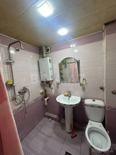 Продается 2-комн. вторичка 50 м², м. Нефтчиляр, photo 9 from 10