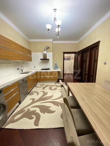 İcarəyə verilir 3 otaqlı yeni tikili 135 m², İnşaatçılar m., photo 7 from 24