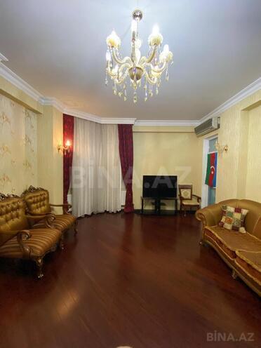 İcarəyə verilir 3 otaqlı yeni tikili 135 m², İnşaatçılar m., photo 3 from 24