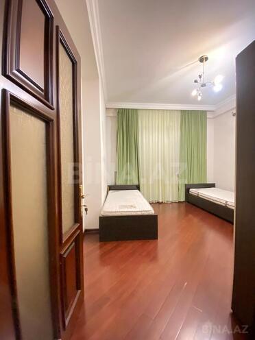 İcarəyə verilir 3 otaqlı yeni tikili 135 m², İnşaatçılar m., photo 17 from 24